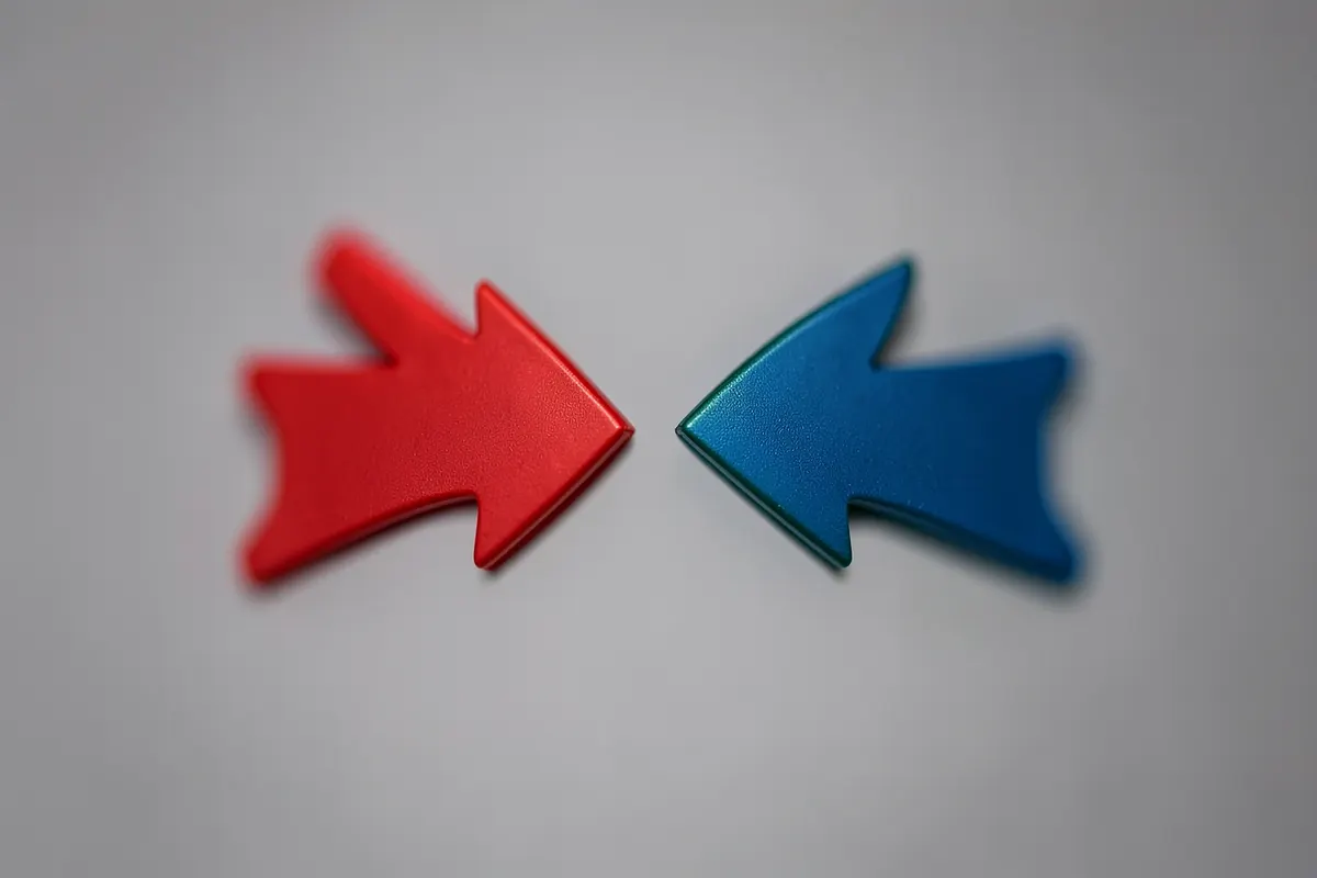 Duas setas apontando em direções opostas.